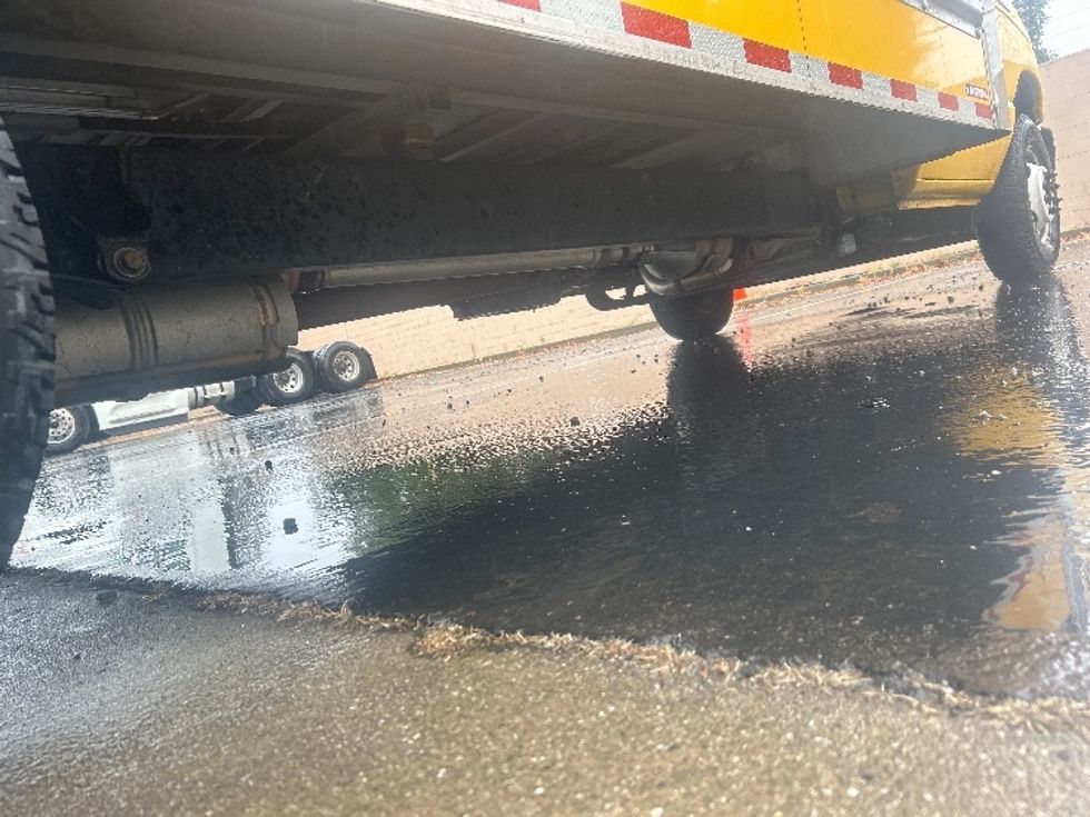 Light Duty Box Truck-Light and Medium Duty Trucks-Ford-2021-E350-Sacramento-CA-114,043\n\t\tmiles-$ 23,500 - Image 14