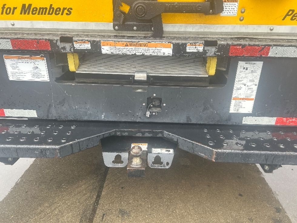 Light Duty Box Truck-Light and Medium Duty Trucks-Ford-2021-E350-Sacramento-CA-114,043\n\t\tmiles-$ 23,500 - Image 26