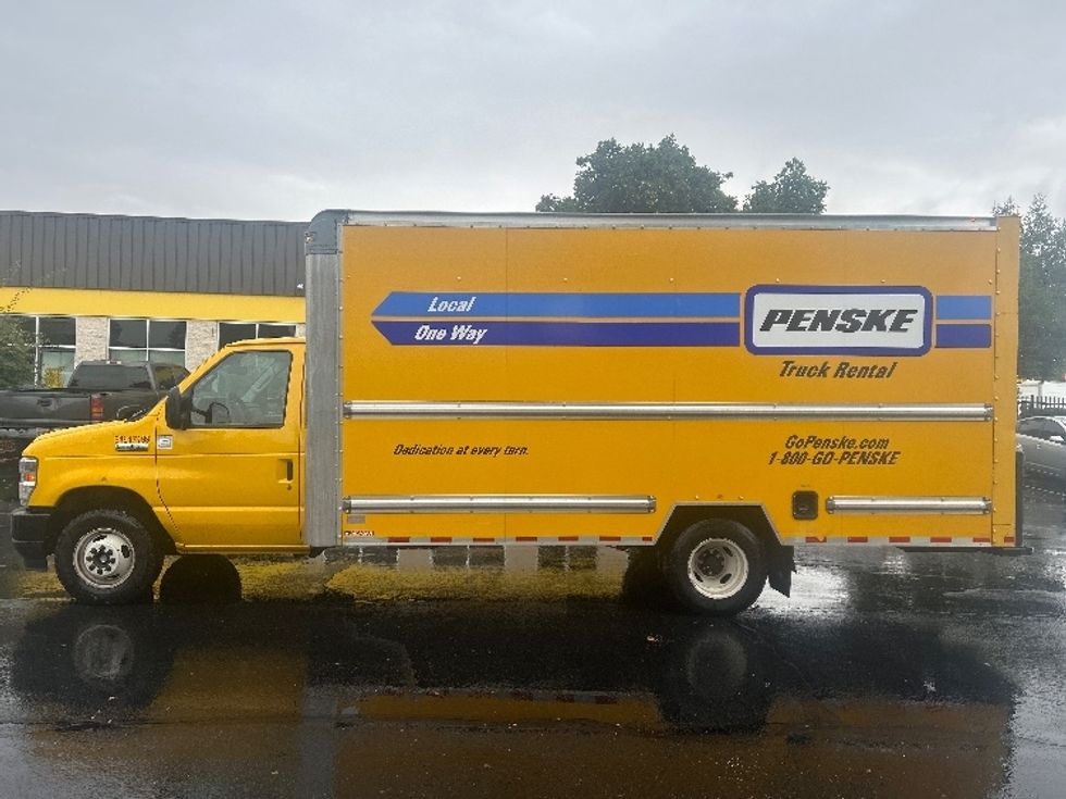Light Duty Box Truck-Light and Medium Duty Trucks-Ford-2021-E350-Sacramento-CA-114,043\n\t\tmiles-$ 23,500 - Image 4