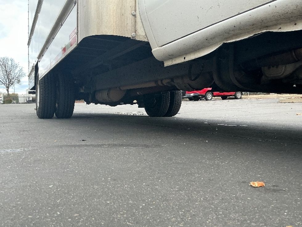 Light Duty Box Truck-Light and Medium Duty Trucks-Ford-2021-E350-Sacramento-CA-128,161\n\t\tmiles-$ 26,250 - Image 14