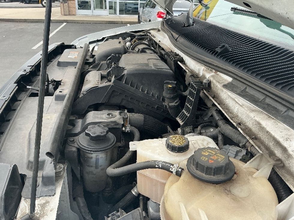 Light Duty Box Truck-Light and Medium Duty Trucks-Ford-2021-E350-Sacramento-CA-128,161\n\t\tmiles-$ 26,250 - Image 24