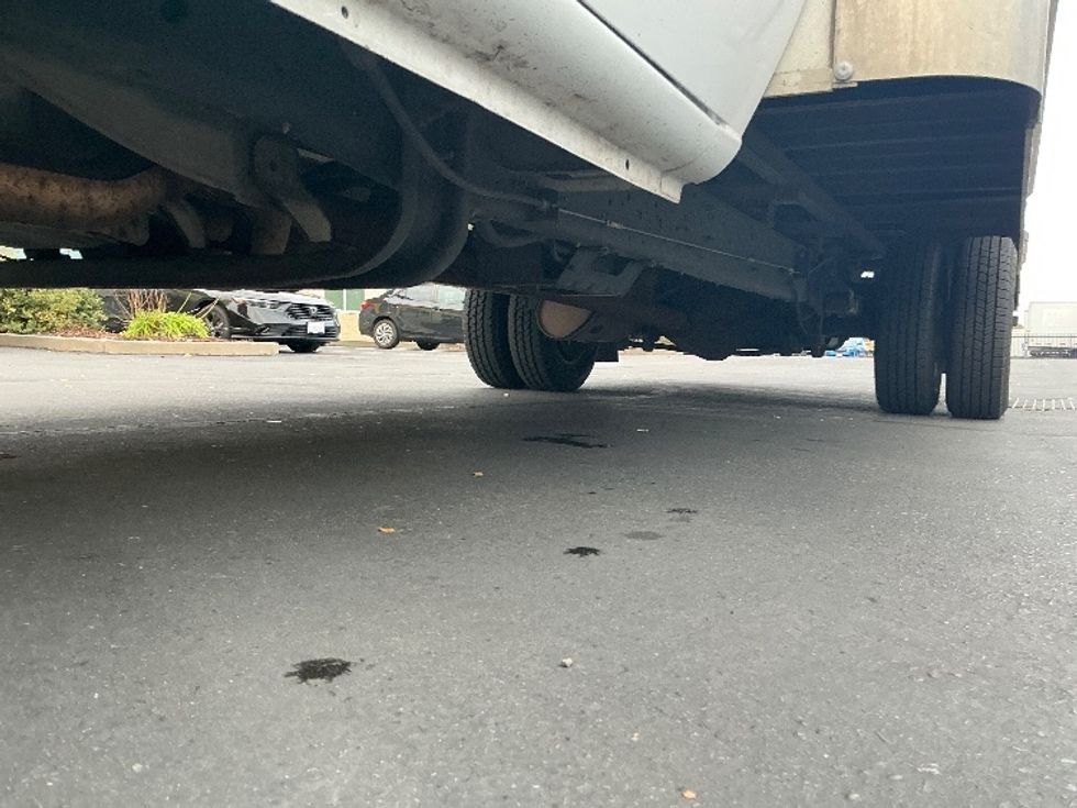 Light Duty Box Truck-Light and Medium Duty Trucks-Ford-2021-E350-Sacramento-CA-128,161\n\t\tmiles-$ 26,250 - Image 5