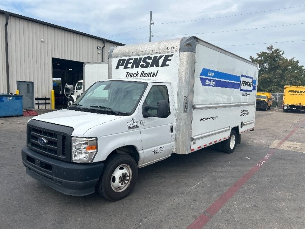 Light Duty Box Truck-Light and Medium Duty Trucks-Ford-2021-E350-San Antonio-TX-104,115\n\t\tmiles-$ 27,500 - Image 1