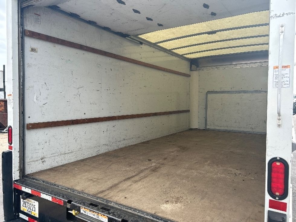 Light Duty Box Truck-Light and Medium Duty Trucks-Ford-2021-E350-San Antonio-TX-104,115\n\t\tmiles-$ 27,500 - Image 10