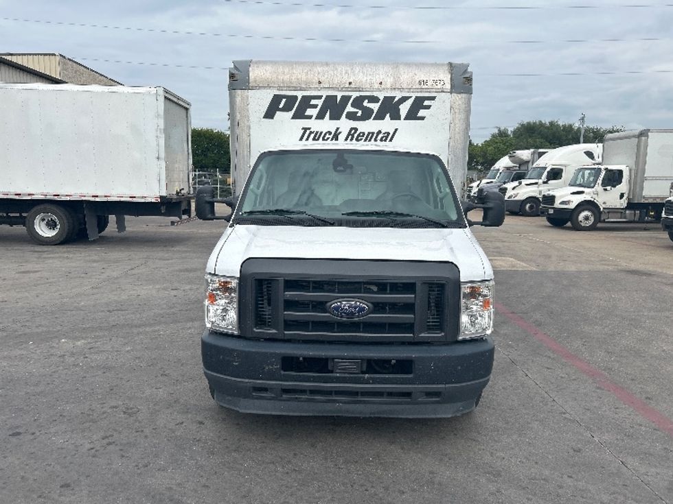Light Duty Box Truck-Light and Medium Duty Trucks-Ford-2021-E350-San Antonio-TX-104,115\n\t\tmiles-$ 27,500 - Image 2