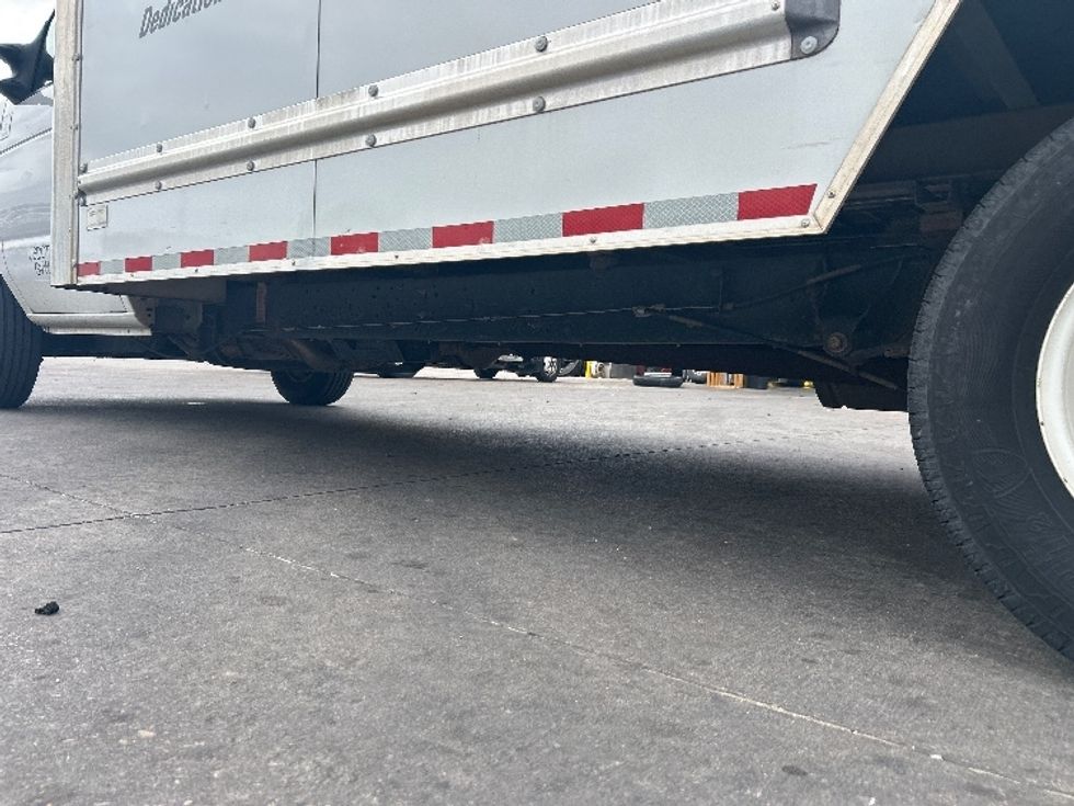Light Duty Box Truck-Light and Medium Duty Trucks-Ford-2021-E350-San Antonio-TX-104,115\n\t\tmiles-$ 27,500 - Image 4