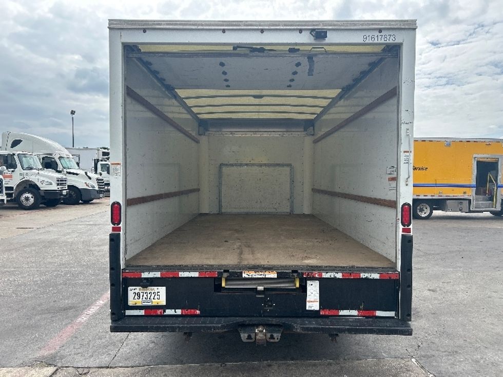 Light Duty Box Truck-Light and Medium Duty Trucks-Ford-2021-E350-San Antonio-TX-104,115\n\t\tmiles-$ 27,500 - Image 7