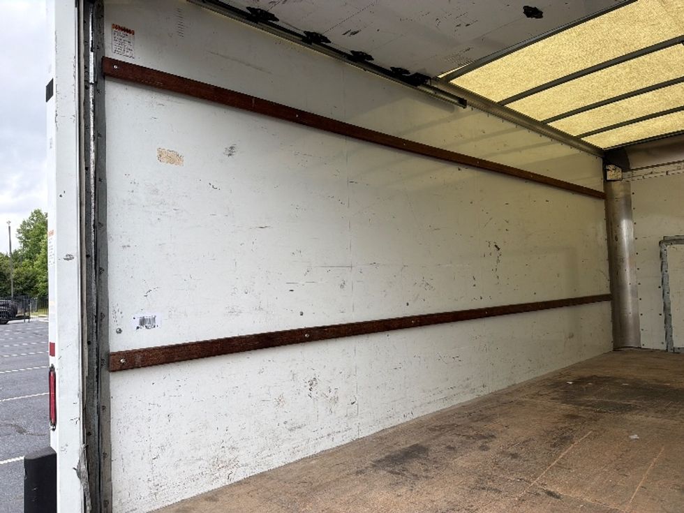 Light Duty Box Truck-Light and Medium Duty Trucks-Ford-2021-E350-San Antonio-TX-105,094\n\t\tmiles-$ 27,000 - Image 10
