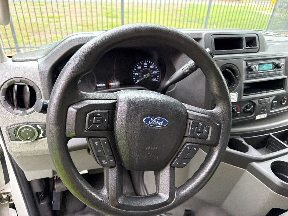 Light Duty Box Truck-Light and Medium Duty Trucks-Ford-2021-E350-San Antonio-TX-105,094\n\t\tmiles-$ 27,000 - Image 16