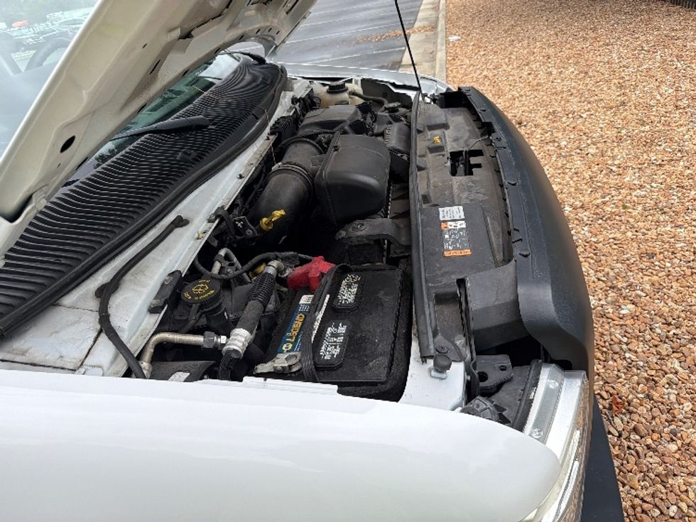 Light Duty Box Truck-Light and Medium Duty Trucks-Ford-2021-E350-San Antonio-TX-105,094\n\t\tmiles-$ 27,000 - Image 22
