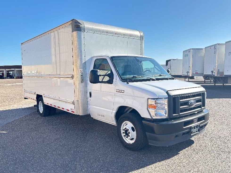 Light Duty Box Truck-Light and Medium Duty Trucks-Ford-2021-E350-San Antonio-TX-105,571\n\t\tmiles-$ 27,750 - Image 1