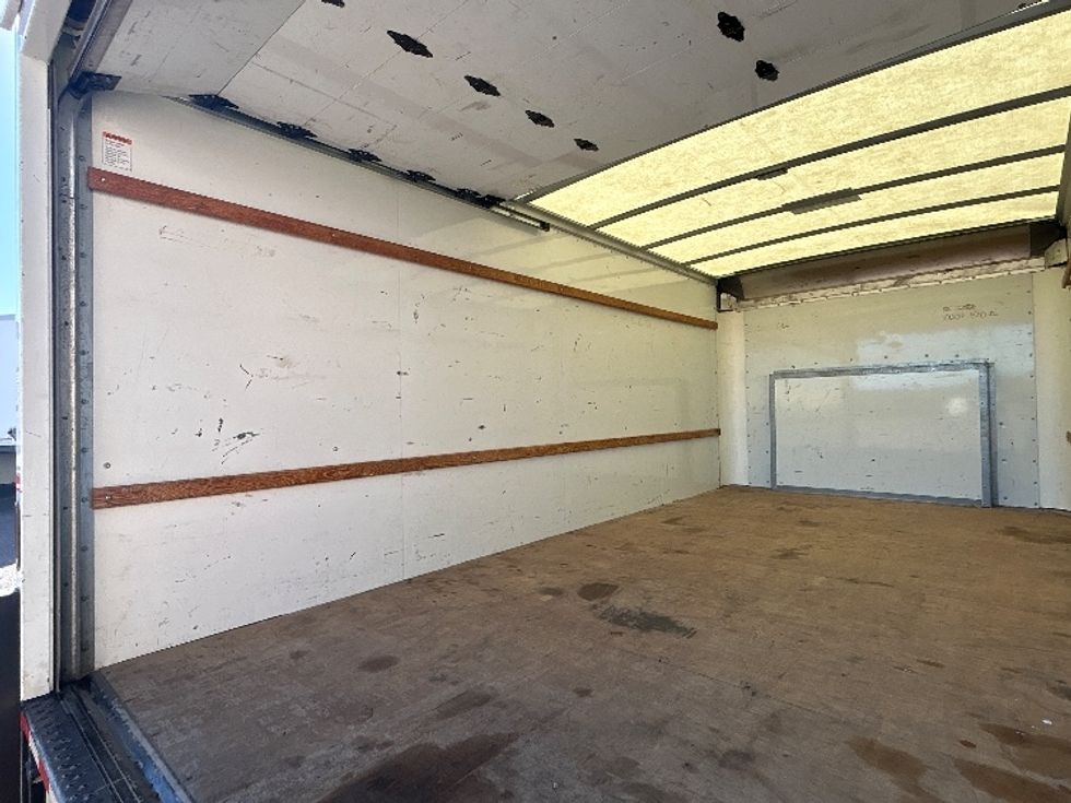 Light Duty Box Truck-Light and Medium Duty Trucks-Ford-2021-E350-San Antonio-TX-105,571\n\t\tmiles-$ 27,750 - Image 10