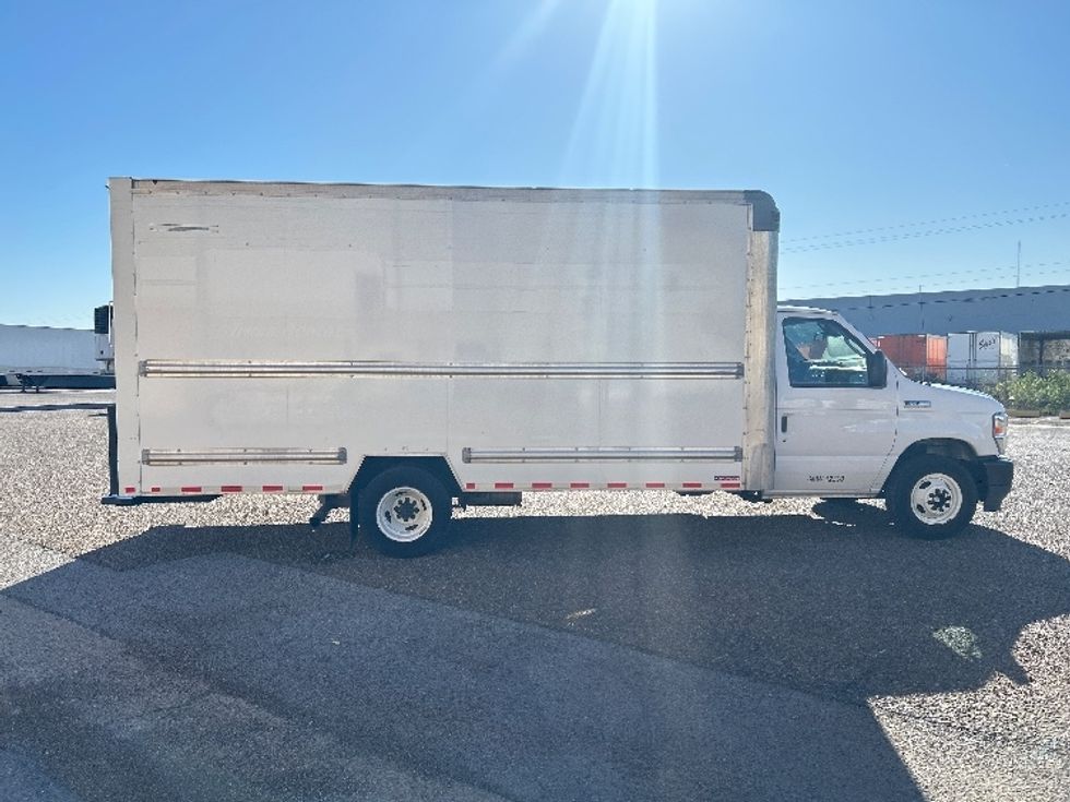 Light Duty Box Truck-Light and Medium Duty Trucks-Ford-2021-E350-San Antonio-TX-105,571\n\t\tmiles-$ 27,750 - Image 14