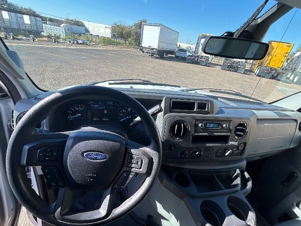 Light Duty Box Truck-Light and Medium Duty Trucks-Ford-2021-E350-San Antonio-TX-105,571\n\t\tmiles-$ 27,750 - Image 17