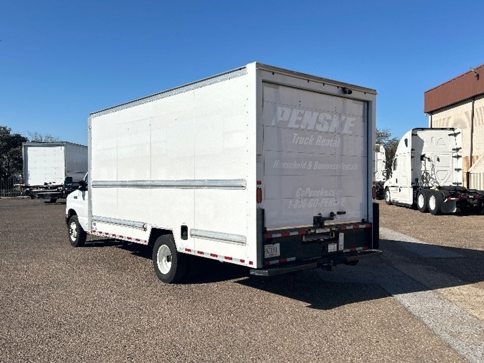 Light Duty Box Truck-Light and Medium Duty Trucks-Ford-2021-E350-San Antonio-TX-105,571\n\t\tmiles-$ 27,750 - Image 6