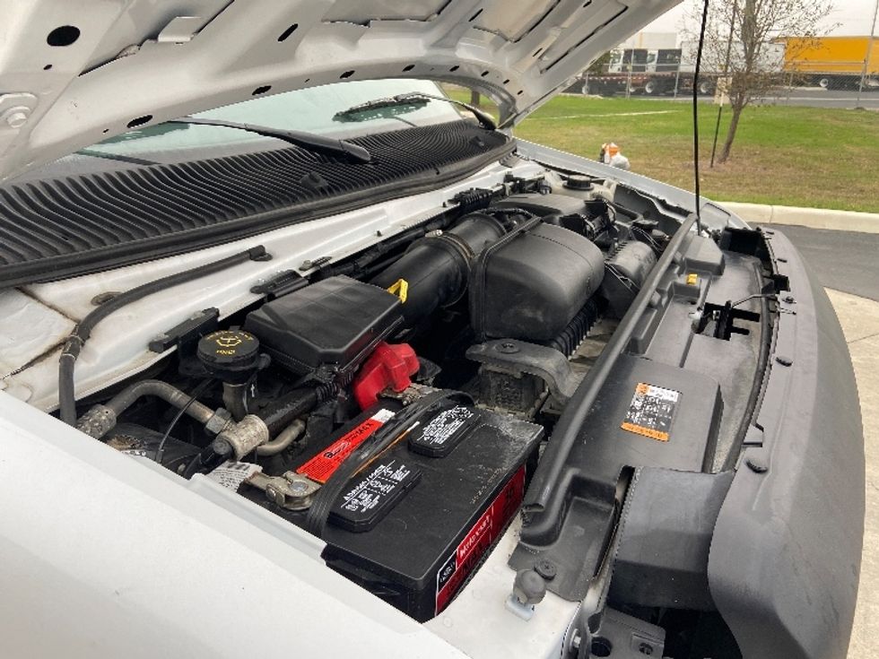 Light Duty Box Truck-Light and Medium Duty Trucks-Ford-2021-E350-San Antonio-TX-132,481\n\t\tmiles-$ 21,750 - Image 21