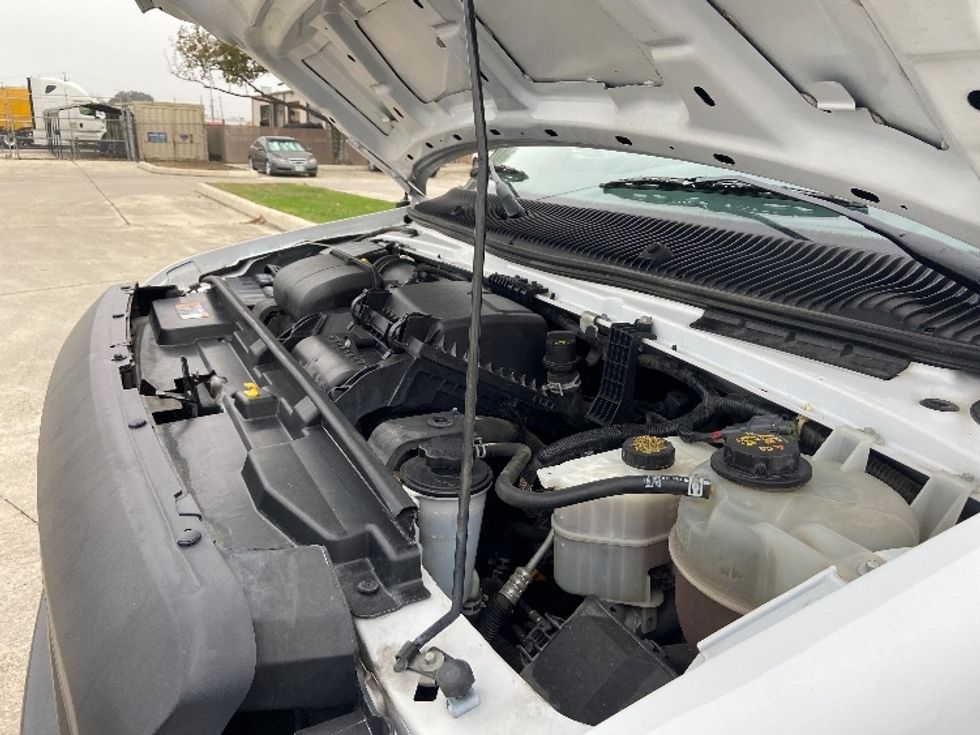 Light Duty Box Truck-Light and Medium Duty Trucks-Ford-2021-E350-San Antonio-TX-132,481\n\t\tmiles-$ 21,750 - Image 22