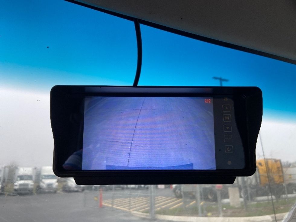 Light Duty Box Truck-Light and Medium Duty Trucks-Ford-2021-E350-San Antonio-TX-132,481\n\t\tmiles-$ 21,750 - Image 23