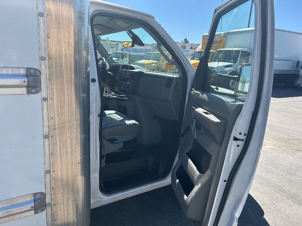 Light Duty Box Truck-Light and Medium Duty Trucks-Ford-2021-E350-Santa Maria-CA-107,683\n\t\tmiles-$ 27,750 - Image 20