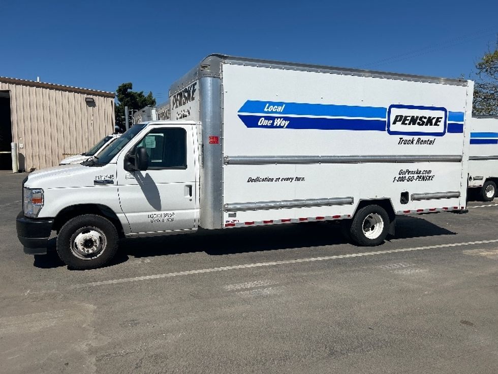Light Duty Box Truck-Light and Medium Duty Trucks-Ford-2021-E350-Santa Maria-CA-107,683\n\t\tmiles-$ 27,750 - Image 4