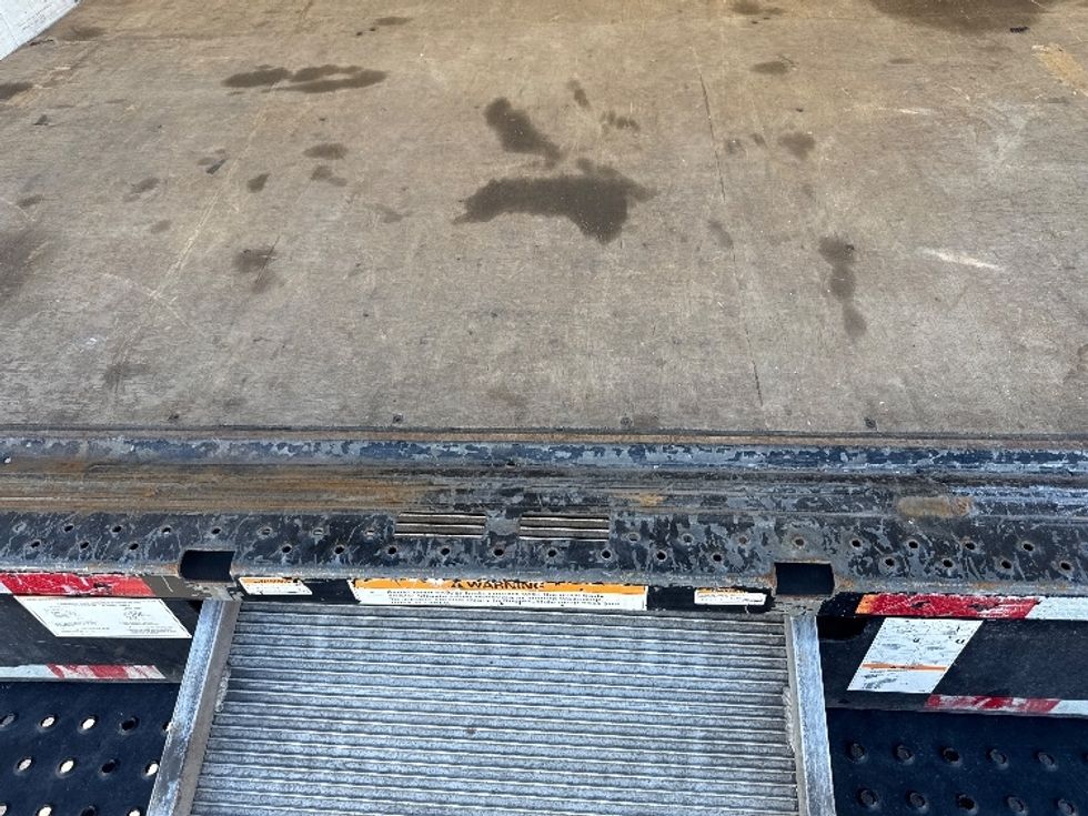 Light Duty Box Truck-Light and Medium Duty Trucks-Ford-2021-E350-Sun Valley-CA-121,582\n\t\tmiles-$ 27,250 - Image 10