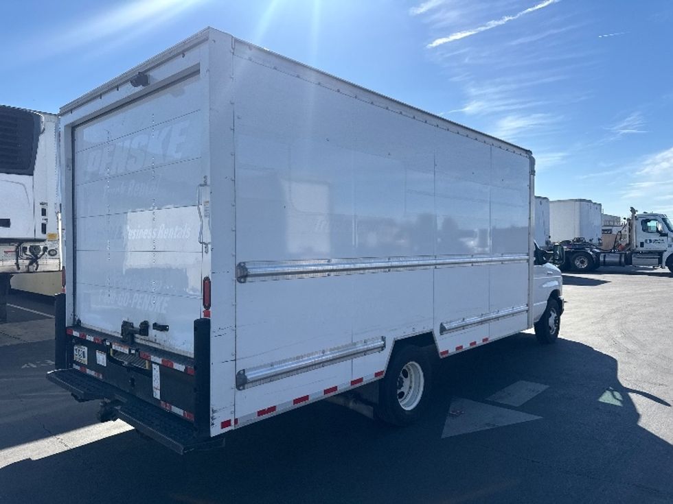 Light Duty Box Truck-Light and Medium Duty Trucks-Ford-2021-E350-Sun Valley-CA-121,582\n\t\tmiles-$ 27,250 - Image 13