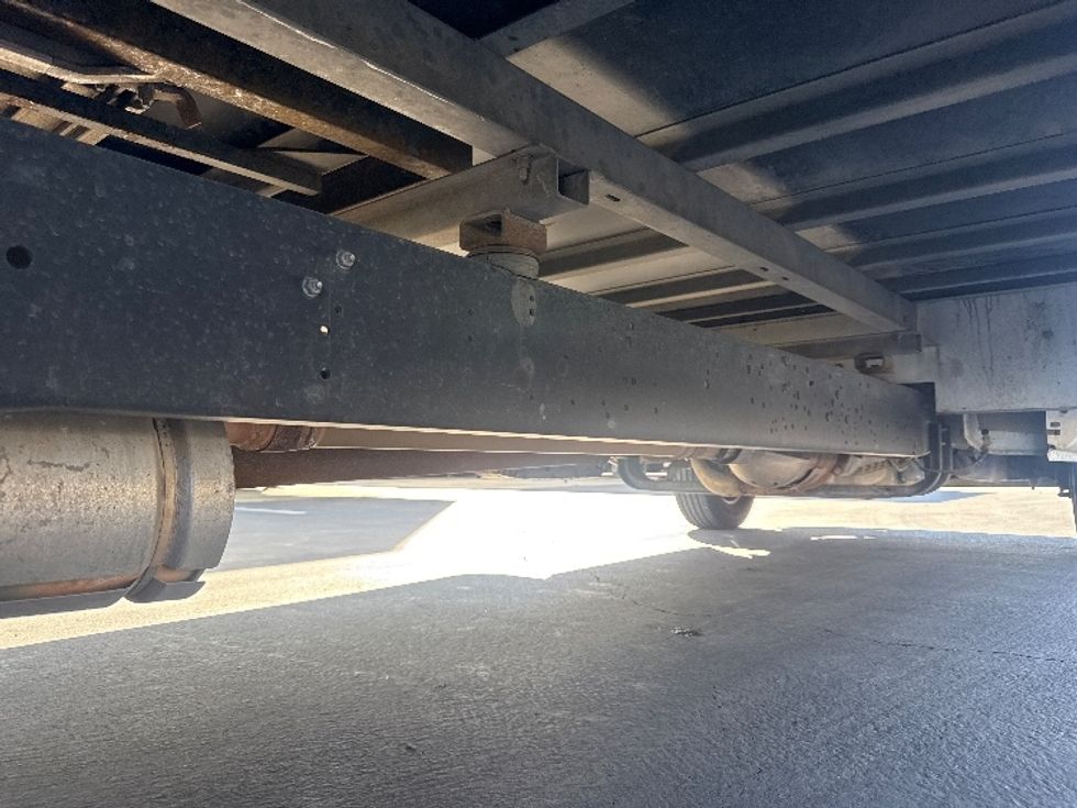 Light Duty Box Truck-Light and Medium Duty Trucks-Ford-2021-E350-Sun Valley-CA-121,582\n\t\tmiles-$ 27,250 - Image 14