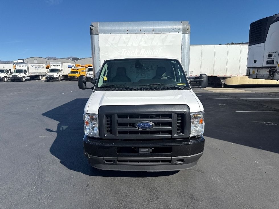 Light Duty Box Truck-Light and Medium Duty Trucks-Ford-2021-E350-Sun Valley-CA-121,582\n\t\tmiles-$ 27,250 - Image 2
