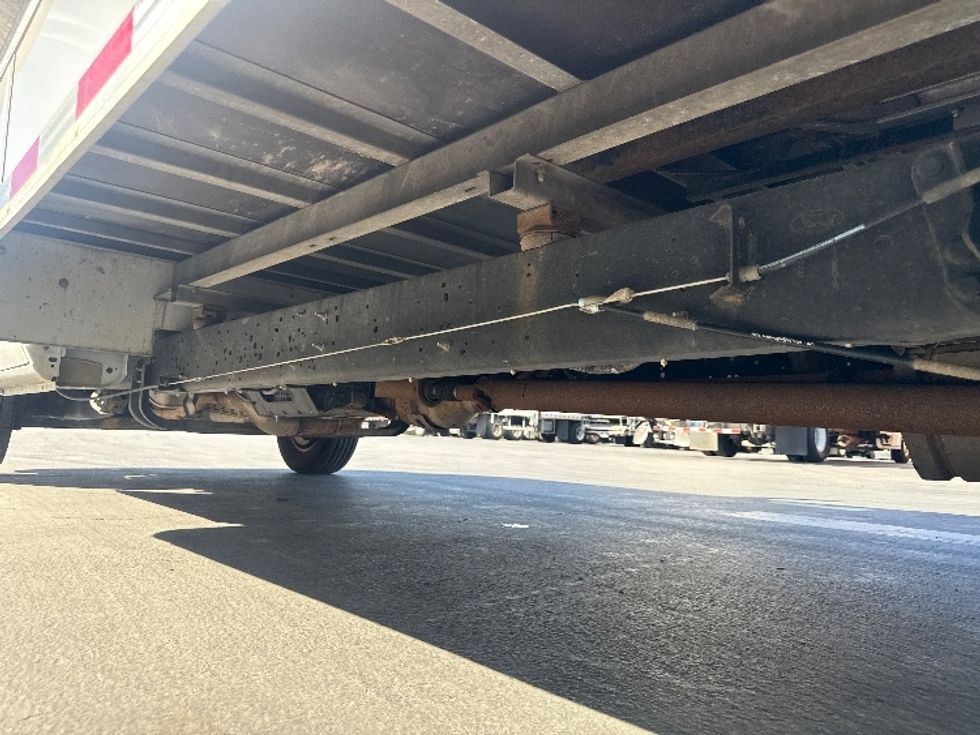 Light Duty Box Truck-Light and Medium Duty Trucks-Ford-2021-E350-Sun Valley-CA-121,582\n\t\tmiles-$ 27,250 - Image 5