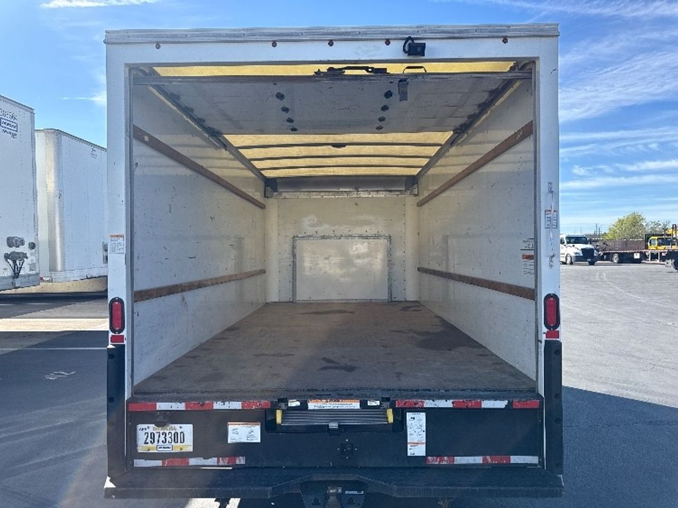 Light Duty Box Truck-Light and Medium Duty Trucks-Ford-2021-E350-Sun Valley-CA-121,582\n\t\tmiles-$ 27,250 - Image 8