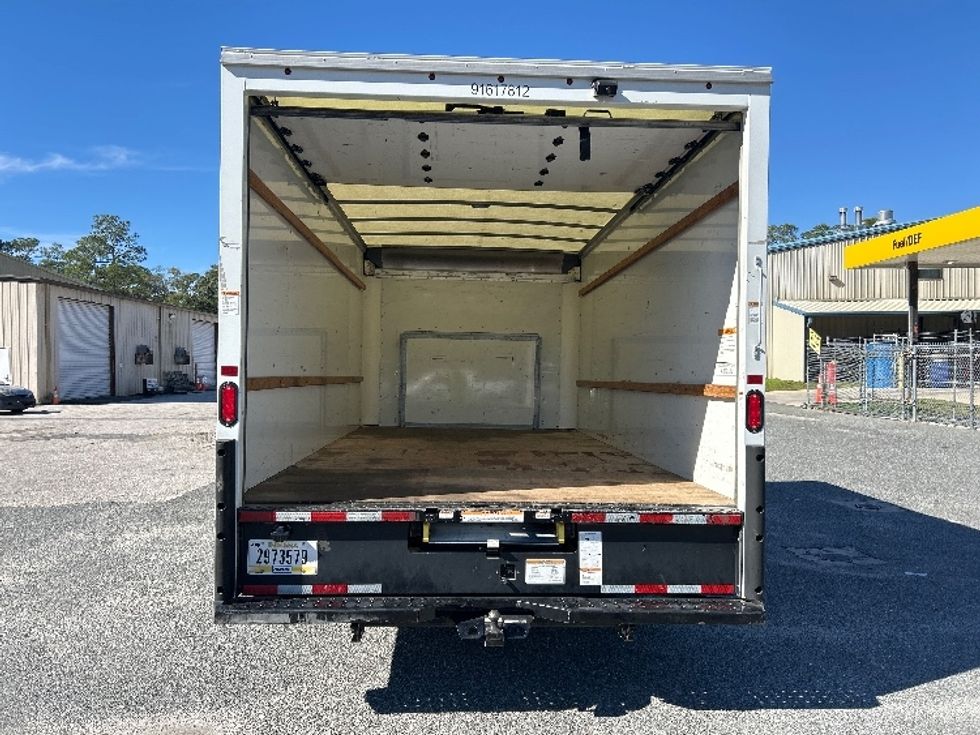 Light Duty Box Truck-Light and Medium Duty Trucks-Ford-2021-E350-Tallahassee-FL-113,222\n\t\tmiles-$ 28,250 - Image 8