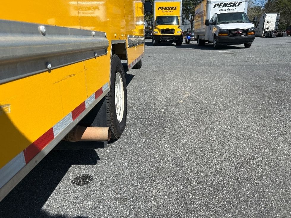 Light Duty Box Truck-Light and Medium Duty Trucks-Ford-2021-E350-Tallahassee-FL-96,244\n\t\tmiles-$ 29,000 - Image 14