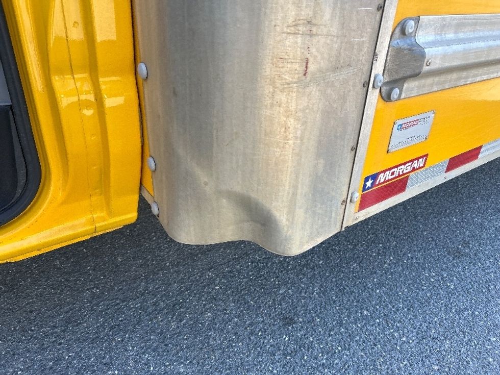 Light Duty Box Truck-Light and Medium Duty Trucks-Ford-2021-E350-Tallahassee-FL-96,244\n\t\tmiles-$ 29,000 - Image 28