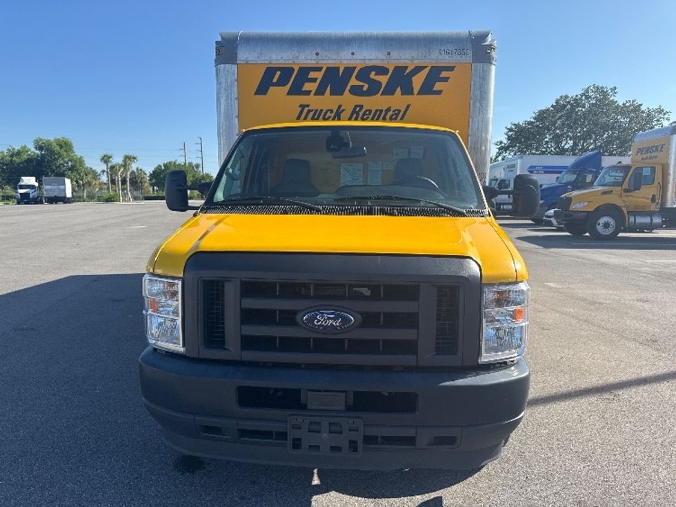 Light Duty Box Truck-Light and Medium Duty Trucks-Ford-2021-E350-Tampa-FL-72,115\n\t\tmiles-$ 28,750 - Image 2