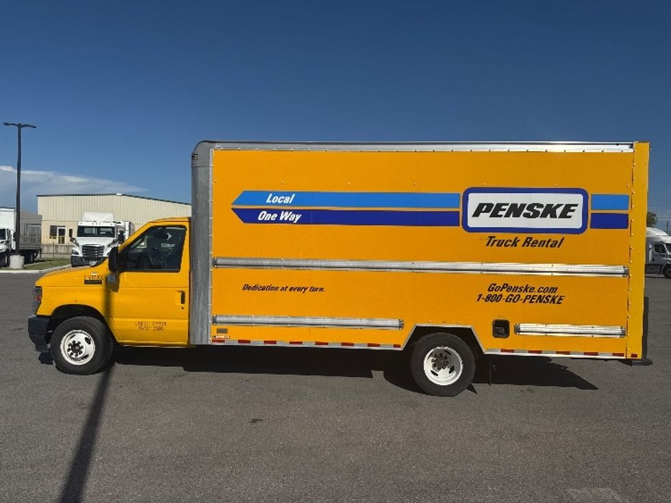 Light Duty Box Truck-Light and Medium Duty Trucks-Ford-2021-E350-Tampa-FL-72,115\n\t\tmiles-$ 28,750 - Image 4