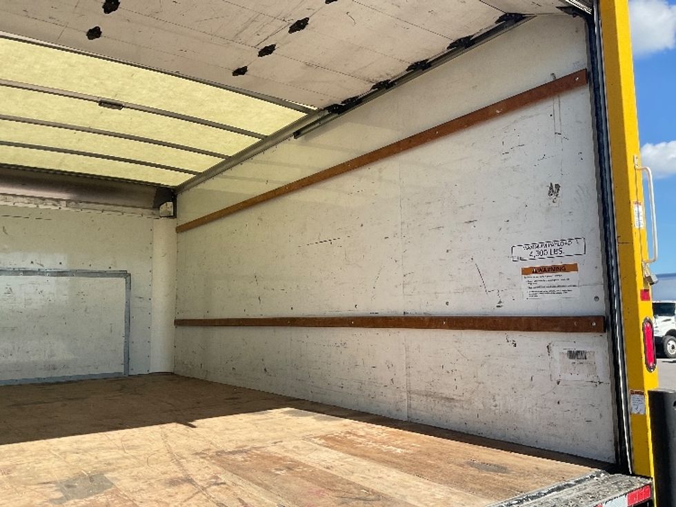 Light Duty Box Truck-Light and Medium Duty Trucks-Ford-2021-E350-Tampa-FL-76,721\n\t\tmiles-$ 30,000 - Image 12