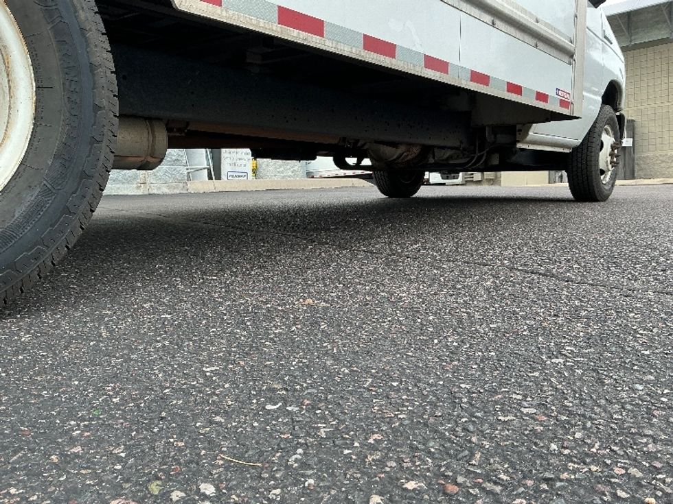 Light Duty Box Truck-Light and Medium Duty Trucks-Ford-2021-E350-Tempe-AZ-123,131\n\t\tmiles-$ 27,250 - Image 9