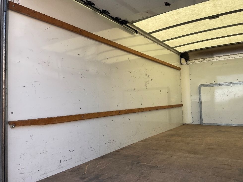 Light Duty Box Truck-Light and Medium Duty Trucks-Ford-2021-E350-Torrance-CA-82,852\n\t\tmiles-$ 31,750 - Image 11