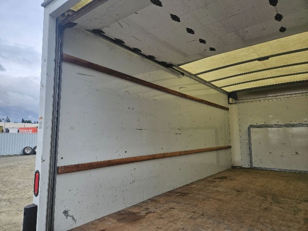 Light Duty Box Truck-Light and Medium Duty Trucks-Ford-2021-E350-Tumwater-WA-82,899\n\t\tmiles-$ 16,500 - Image 11