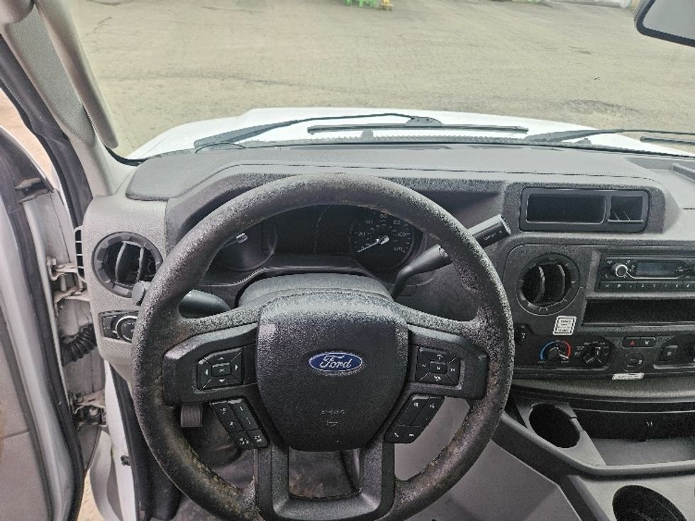 Light Duty Box Truck-Light and Medium Duty Trucks-Ford-2021-E350-Tumwater-WA-82,899\n\t\tmiles-$ 16,500 - Image 18