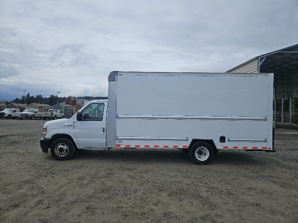 Light Duty Box Truck-Light and Medium Duty Trucks-Ford-2021-E350-Tumwater-WA-82,899\n\t\tmiles-$ 16,500 - Image 4