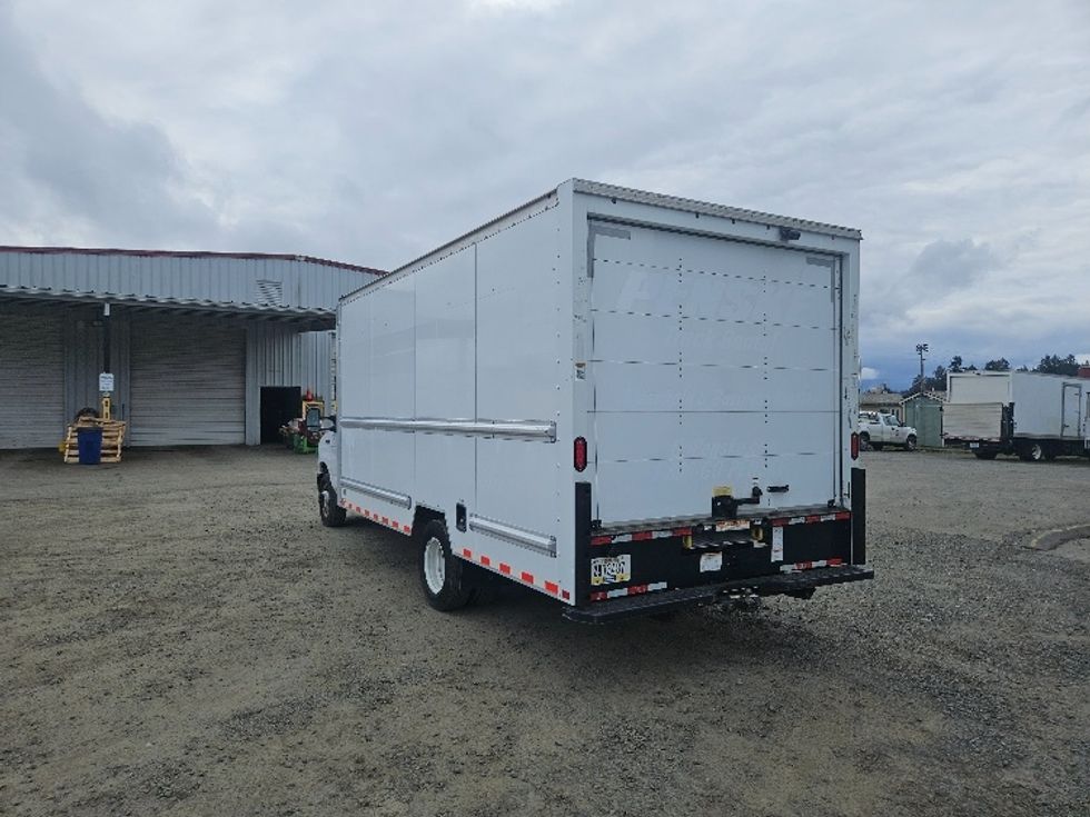 Light Duty Box Truck-Light and Medium Duty Trucks-Ford-2021-E350-Tumwater-WA-82,899\n\t\tmiles-$ 16,500 - Image 6