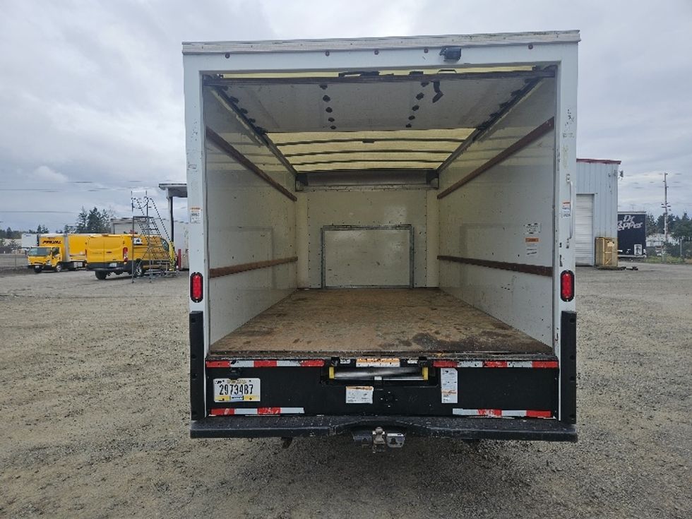Light Duty Box Truck-Light and Medium Duty Trucks-Ford-2021-E350-Tumwater-WA-82,899\n\t\tmiles-$ 16,500 - Image 9