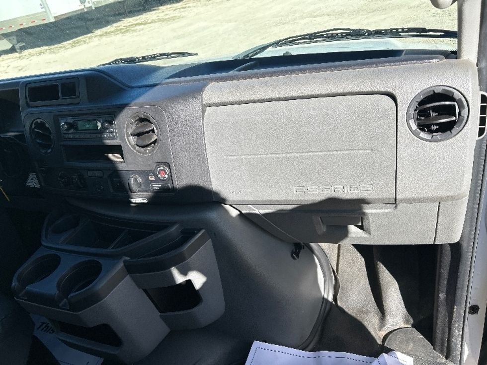 Light Duty Box Truck-Light and Medium Duty Trucks-Ford-2021-E350-Valdosta-GA-96,535\n\t\tmiles-$ 30,250 - Image 21