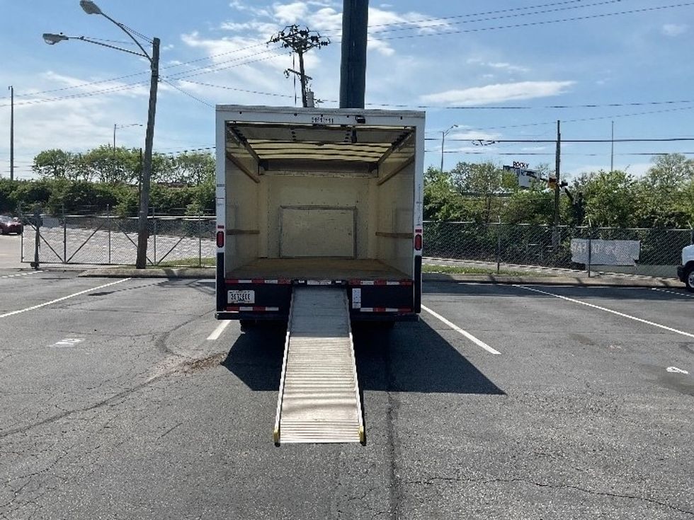 Light Duty Box Truck-Light and Medium Duty Trucks-Ford-2021-E350-Warren-MI-93,550\n\t\tmiles-$ 29,250 - Image 9