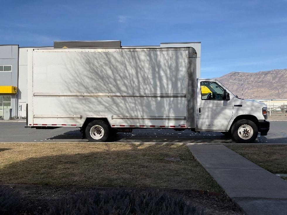 Light Duty Box Truck-Light and Medium Duty Trucks-Ford-2021-E350-West Valley City-UT-117,465\n\t\tmiles-$ 27,000 - Image 14