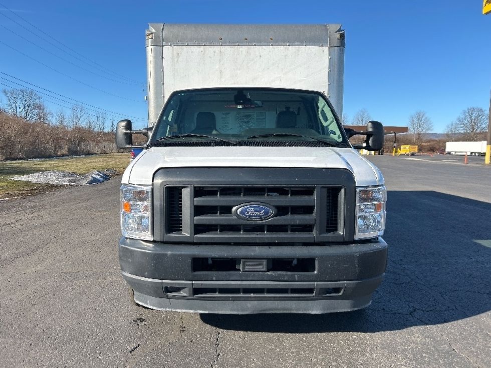 Light Duty Box Truck-Light and Medium Duty Trucks-Ford-2021-E350-White Deer-PA-94,108\n\t\tmiles-$ 28,250 - Image 2