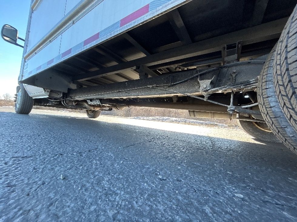 Light Duty Box Truck-Light and Medium Duty Trucks-Ford-2021-E350-White Deer-PA-94,108\n\t\tmiles-$ 28,250 - Image 5