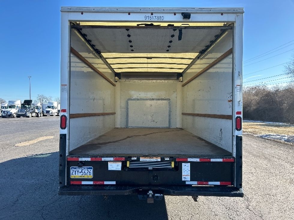 Light Duty Box Truck-Light and Medium Duty Trucks-Ford-2021-E350-White Deer-PA-94,108\n\t\tmiles-$ 28,250 - Image 8