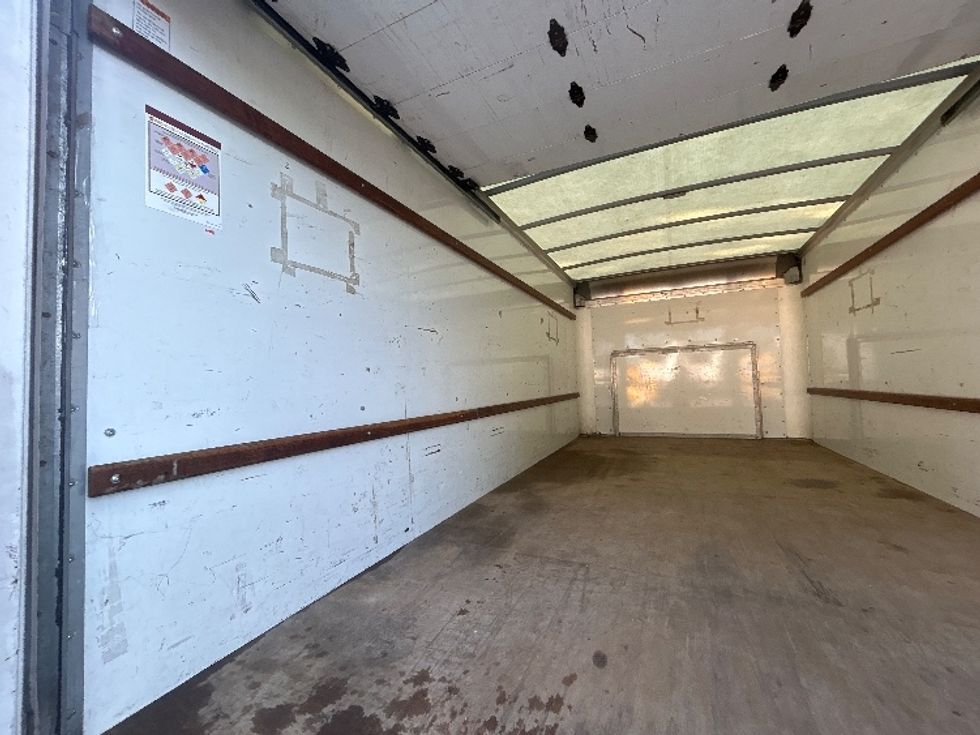 Light Duty Box Truck-Light and Medium Duty Trucks-Ford-2021-E350-Wickliffe-OH-103,287\n\t\tmiles-$ 27,750 - Image 9